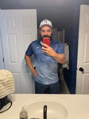 mick22 Profile image 1