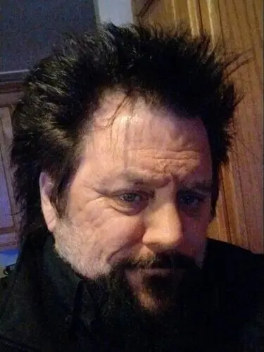 EndearingSilverFox Profile image 2